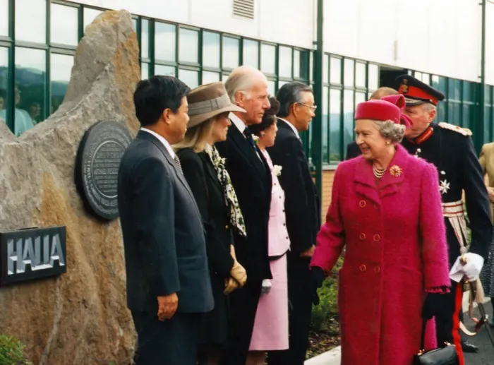 Framed Print : The Queen tours the Halla plant at Merthyr. 9th May 1997 Framed Print : The Queen tours the Halla plant at Merthyr. 9th May 1997