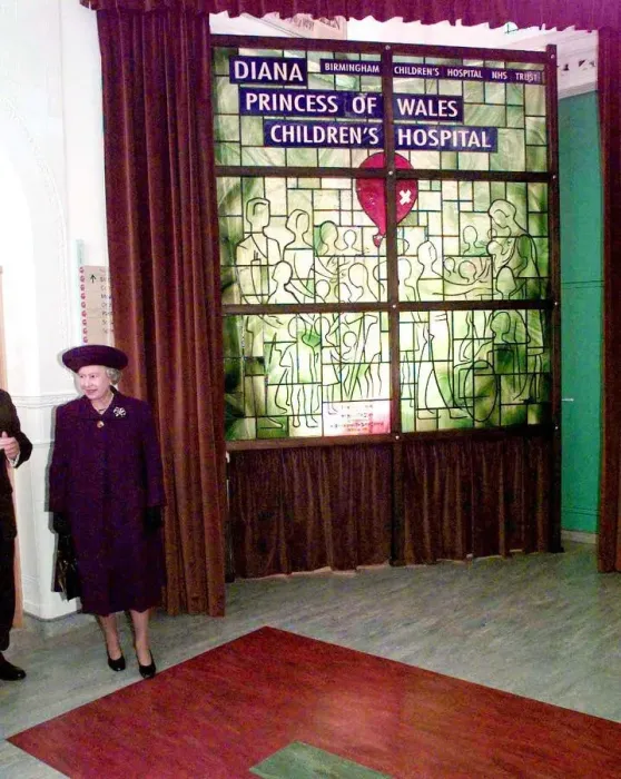 Framed Print : The Queen unveils a commemorative stained glass window at the Birmingham Children Framed Print : The Queen unveils a commemorative stained glass window at the Birmingham Children