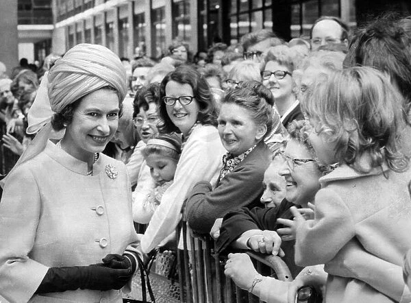 The Queen visits Manchester, 23rd June 1971. Walking through Spinningfield