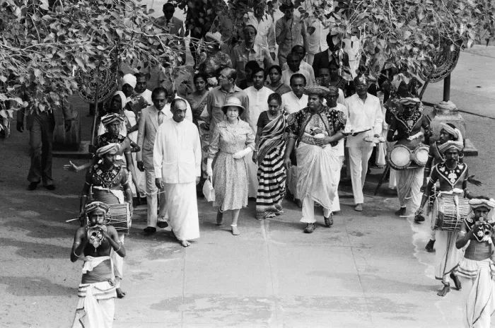 Framed Print : The Queens Royal vist to Sri Lanka 21st-25th October 1981