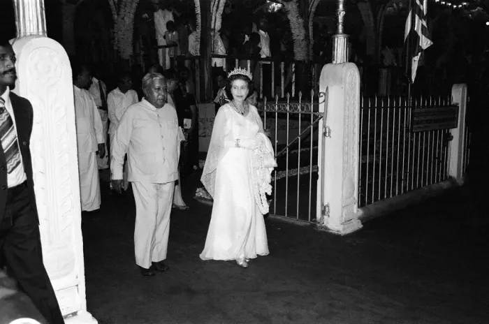 Framed Print : The Queens Royal vist to Sri Lanka 21st-25th October 1981 Framed Print : The Queens Royal vist to Sri Lanka 21st-25th October 1981