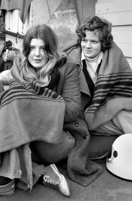 Framed Print : Queued for Pop Group Led Zeppelin Concert. Young girl fans wrap themselves up in blankets Framed Print : Queued for Pop Group Led Zeppelin Concert. Young girl fans wrap themselves up in blankets