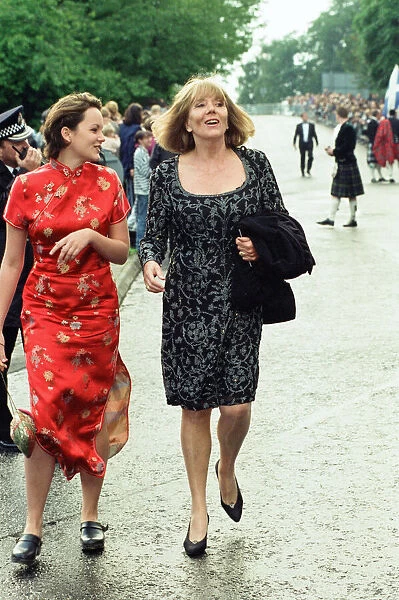 Rachael Stirling and Diana Rigg attend the premiere of Braveheart in Stirling, Scotland
