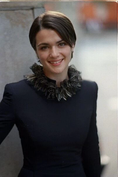 Rachel Weisz Mummy star September 1999 swapped bandages for gladrags as she made