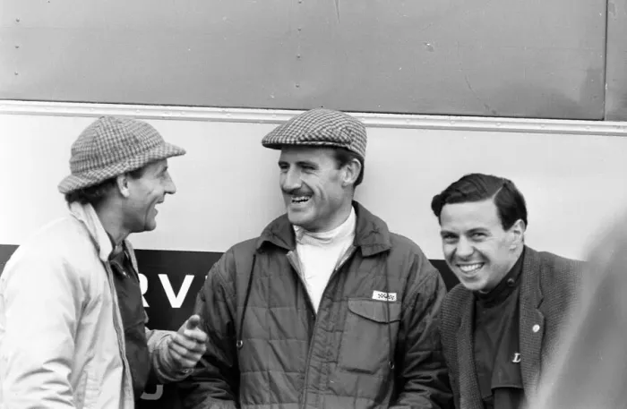 Framed Print : Racing at Snetterton, 2nd April 1963. Racing Drivers, Graham Hill (centre Framed Print : Racing at Snetterton, 2nd April 1963. Racing Drivers, Graham Hill (centre