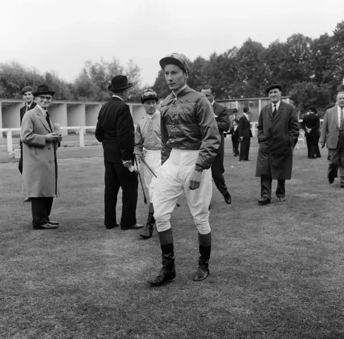 Framed Print : Racing at Windsor race course. Lester Piggott rides again after a two month suspension Framed Print : Racing at Windsor race course. Lester Piggott rides again after a two month suspension