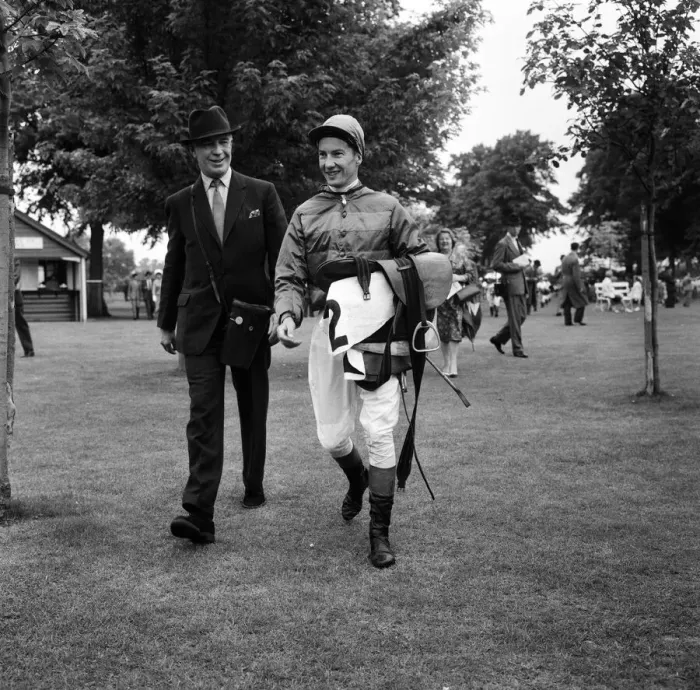Framed Print : Racing at Windsor race course. Lester Piggott rides again after a two month suspension