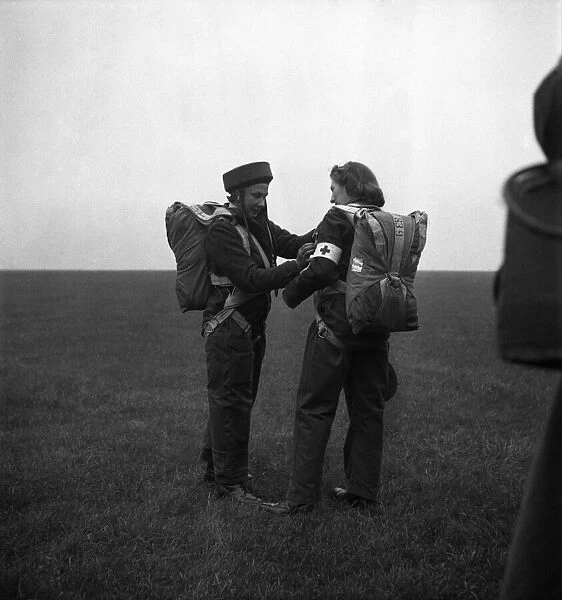 RAF Parachute Nurses. October 1948 O15033-005