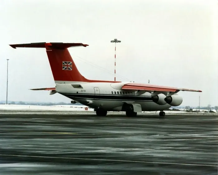 Framed Print : The RAF Queens Flight BAe 146-C1 (ZE701) aircraft leaves Newcastle Airport taking