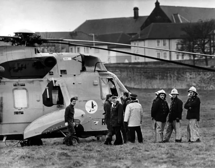 Framed Print : A RAF search and rescue Sea King helicopter from RAF Boulmer lands at Richardson Road