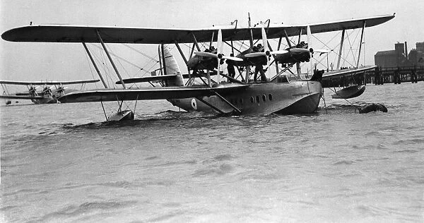 RAF Short S. 8  /  8 Rangoon seaplanes of 203 Squadron believed to be at RAF Felixstowe before