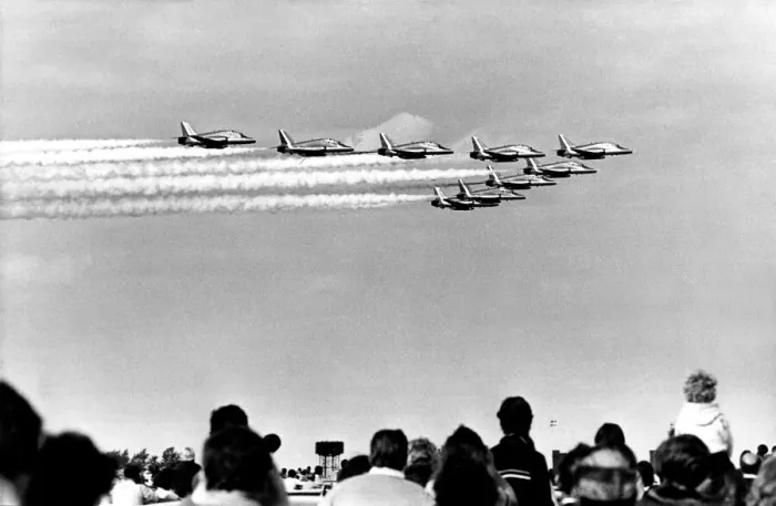 Framed Print : The RAFs Red Arrows display team perform in their BAE Hawk aircraft at the Teesside Framed Print : The RAFs Red Arrows display team perform in their BAE Hawk aircraft at the Teesside