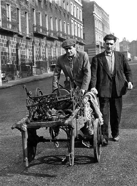The rag merchant in picture is Mr. Harry Ingram. October 1959 P004950