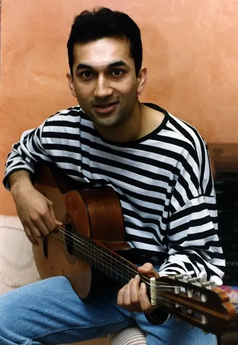 Framed Print : Rajan Datar TV Presenter