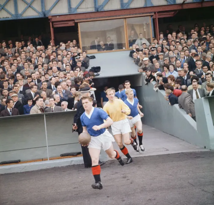 Framed Print : Rangers 5-0 Hibernian, Scottish League match action at Ibrox Stadium, Glasgow Framed Print : Rangers 5-0 Hibernian, Scottish League match action at Ibrox Stadium, Glasgow
