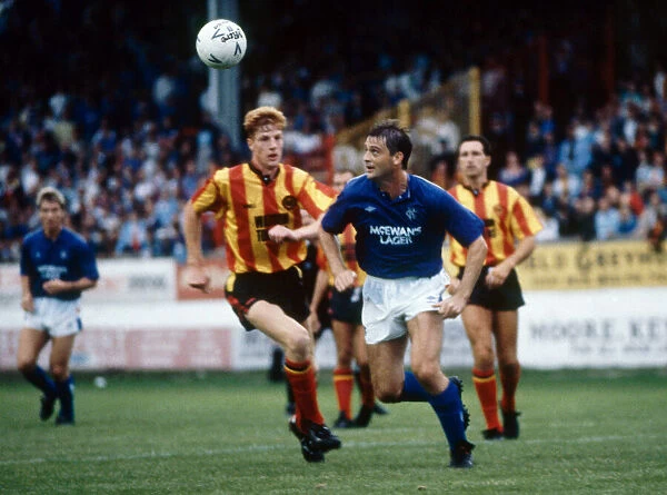 Rangers footballer Kevin Drinkell in action. August 1989