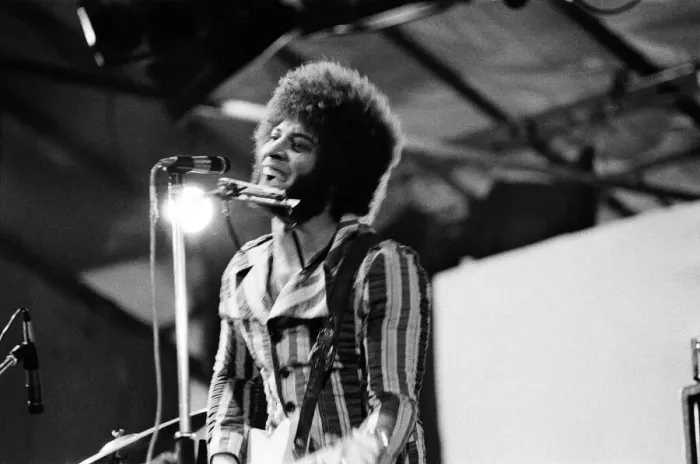 Framed Print : Ray Dorset, singer and frontman with Mungo Jerry performing at The Reading Festival Framed Print : Ray Dorset, singer and frontman with Mungo Jerry performing at The Reading Festival