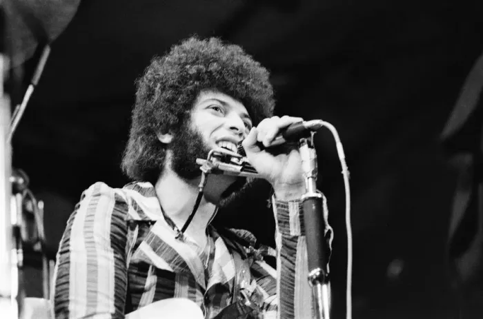 Framed Print : Ray Dorset, singer and frontman with Mungo Jerry performing at The Reading Festival Framed Print : Ray Dorset, singer and frontman with Mungo Jerry performing at The Reading Festival