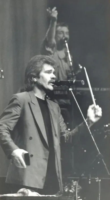Framed Print : Ray Jackson of Lindisfarne. 18  /  12  /  89