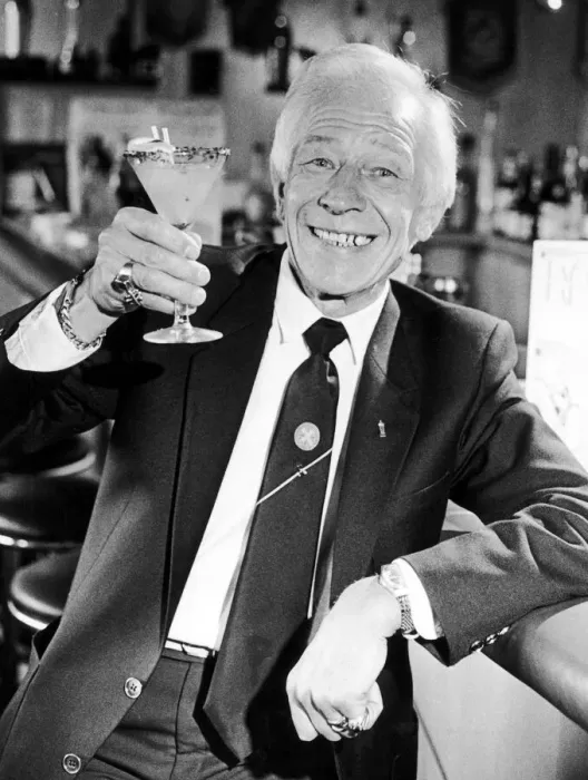 Framed Print : Ray Rastall, the undisputed King of Cocktails, at Rays Bar, the Hotel Leofric Framed Print : Ray Rastall, the undisputed King of Cocktails, at Rays Bar, the Hotel Leofric