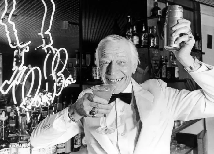 Framed Print : Ray Rastall, the undisputed King of Cocktails, at Rays Bar, the Hotel Leofric Framed Print : Ray Rastall, the undisputed King of Cocktails, at Rays Bar, the Hotel Leofric