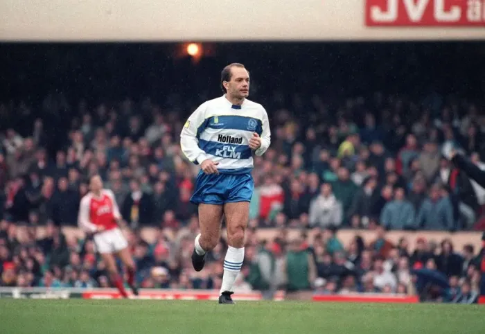 Framed Print : Ray Wilkins Football player for Queens Park Rangers 1990 in a FA Cup match against Framed Print : Ray Wilkins Football player for Queens Park Rangers 1990 in a FA Cup match against