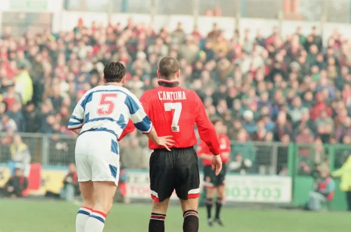 Framed Print : Reading 0-3 Manchester United, FA Cup 4th Round match at Elm Park
