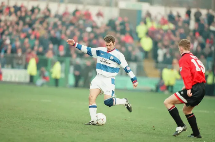 Framed Print : Reading 0-3 Manchester United, FA Cup 4th Round match at Elm Park Framed Print : Reading 0-3 Manchester United, FA Cup 4th Round match at Elm Park