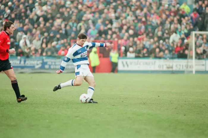Framed Print : Reading 0-3 Manchester United, FA Cup 4th Round match at Elm Park Framed Print : Reading 0-3 Manchester United, FA Cup 4th Round match at Elm Park