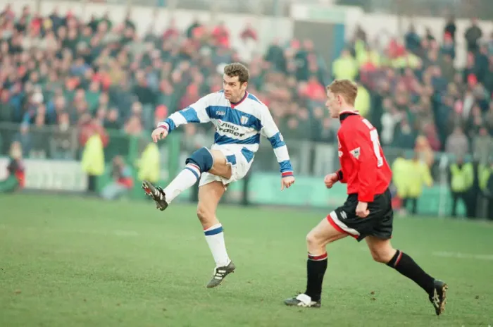 Framed Print : Reading 0-3 Manchester United, FA Cup 4th Round match at Elm Park Framed Print : Reading 0-3 Manchester United, FA Cup 4th Round match at Elm Park