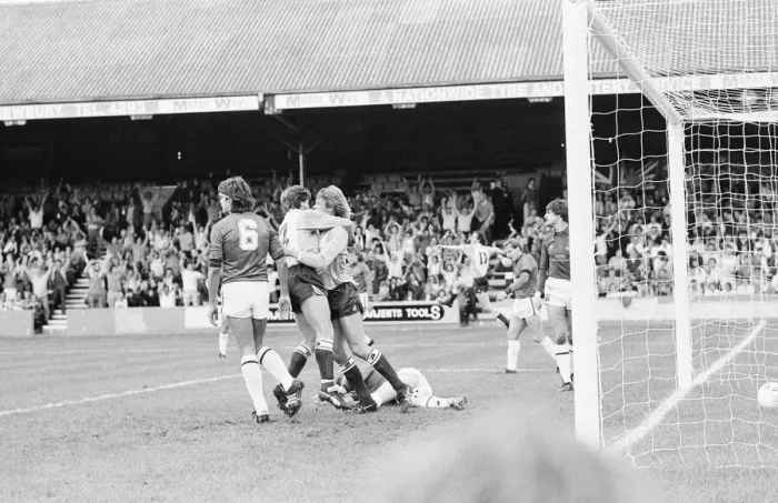 Framed Print : Reading 1-0 Bolton, league division three match at Elm Park, Saturday 5th October 1985
