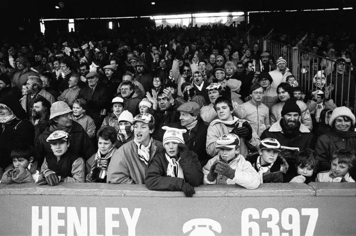 Framed Print : Reading 1-3 Arsenal, FA Cup third round match at Elm Park, Saturday 10th January 1987 Framed Print : Reading 1-3 Arsenal, FA Cup third round match at Elm Park, Saturday 10th January 1987