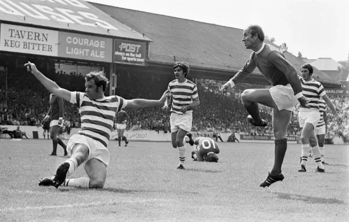 Framed Print : Reading 2-3 Manchester United, Watney Cup match at Elm Park, Saturday 1st August 1970