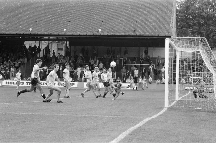 Framed Print : Reading 3-2 Bristol Rovers, league match at Elm Park, Monday 26th August 1985 Framed Print : Reading 3-2 Bristol Rovers, league match at Elm Park, Monday 26th August 1985