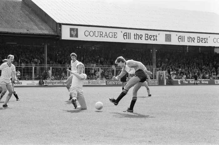 Framed Print : Reading 3-2 Bristol Rovers, league match at Elm Park, Monday 26th August 1985 Framed Print : Reading 3-2 Bristol Rovers, league match at Elm Park, Monday 26th August 1985