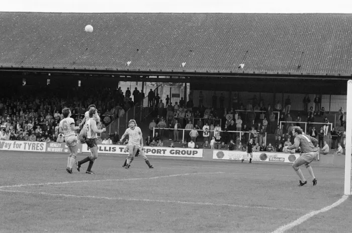 Framed Print : Reading 3-2 Bristol Rovers, league match at Elm Park, Monday 26th August 1985 Framed Print : Reading 3-2 Bristol Rovers, league match at Elm Park, Monday 26th August 1985