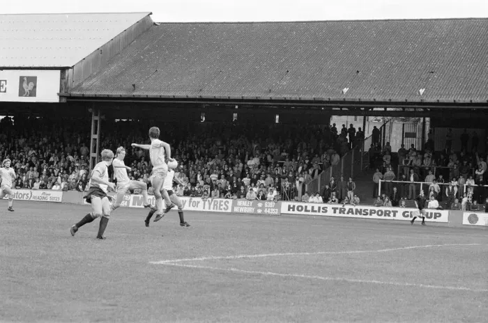 Framed Print : Reading 3-2 Bristol Rovers, league match at Elm Park, Monday 26th August 1985