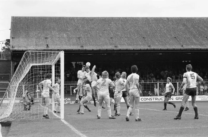 Framed Print : Reading 3-2 Bristol Rovers, league match at Elm Park, Monday 26th August 1985 Framed Print : Reading 3-2 Bristol Rovers, league match at Elm Park, Monday 26th August 1985
