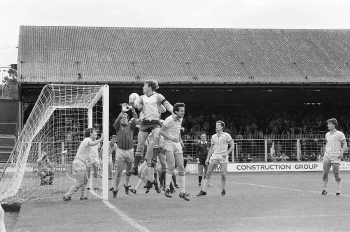 Framed Print : Reading 3-2 Bristol Rovers, league match at Elm Park, Monday 26th August 1985