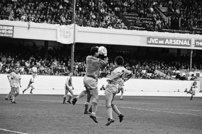 Framed Print : Reading Reserves v Arsenal Reserves held at Highbury. 16th February 1991 Framed Print : Reading Reserves v Arsenal Reserves held at Highbury. 16th February 1991
