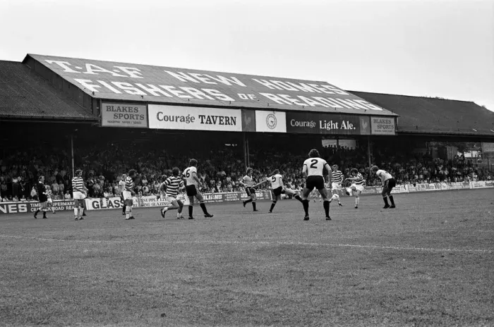 Framed Print : Reading v Peterborough United. Final score 3-2 to Peterborough United Framed Print : Reading v Peterborough United. Final score 3-2 to Peterborough United