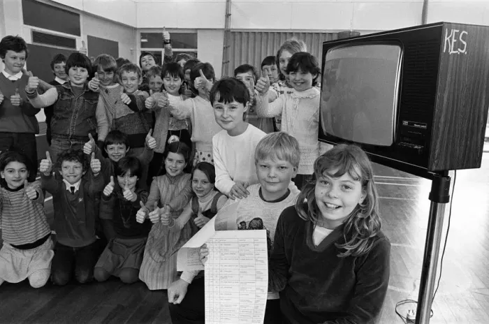 Framed Print : Ready to go before the cameras - these youngsters from class four at Slaithwaite Junior Framed Print : Ready to go before the cameras - these youngsters from class four at Slaithwaite Junior