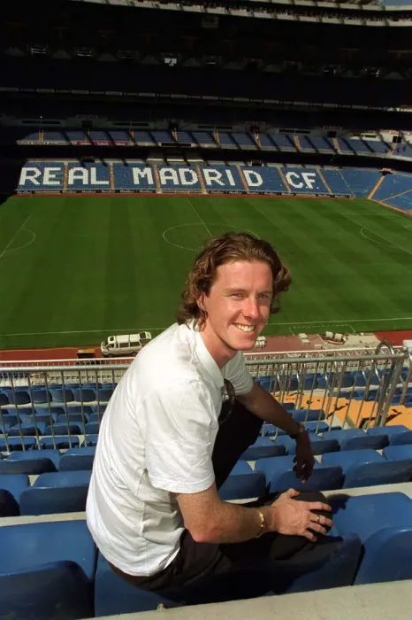 Framed Print : Real Madrids new winger Steve McManaman pictured at this new home ground Framed Print : Real Madrids new winger Steve McManaman pictured at this new home ground