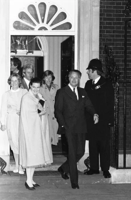 Framed Print : Reception at No. 10 Downing Street, London, attended by cast members of BBC TV Programme Framed Print : Reception at No. 10 Downing Street, London, attended by cast members of BBC TV Programme