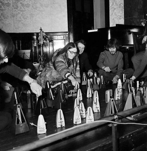 A recital for 100 metronomes staged in a London rehearsal room April 1975 75-1720-001