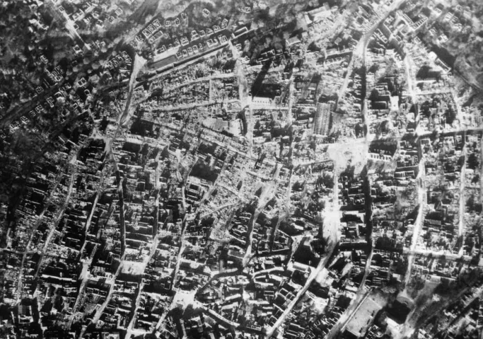 Framed Print : Reconnaissance photograph of the centre of the German city of Brunswick following an Framed Print : Reconnaissance photograph of the centre of the German city of Brunswick following an