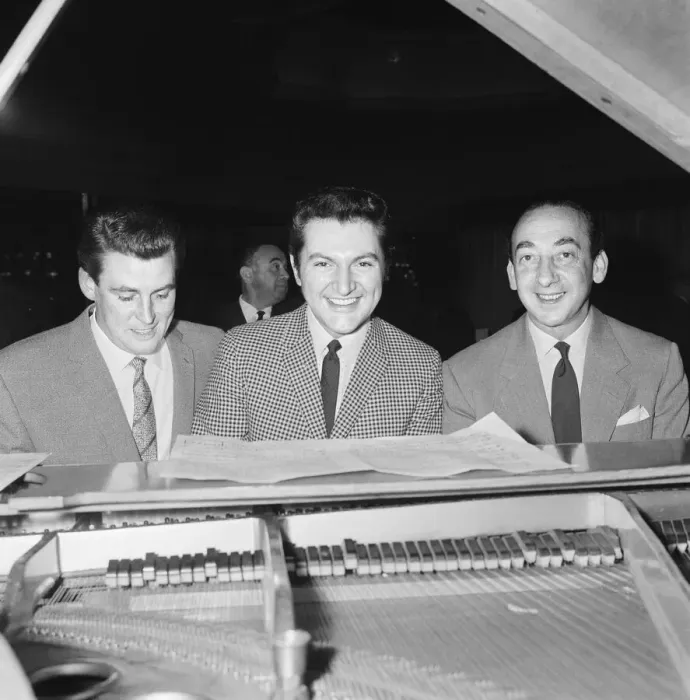 Framed Print : Recording Stars at Variety Clubs Golden Disc Luncheon Framed Print : Recording Stars at Variety Clubs Golden Disc Luncheon