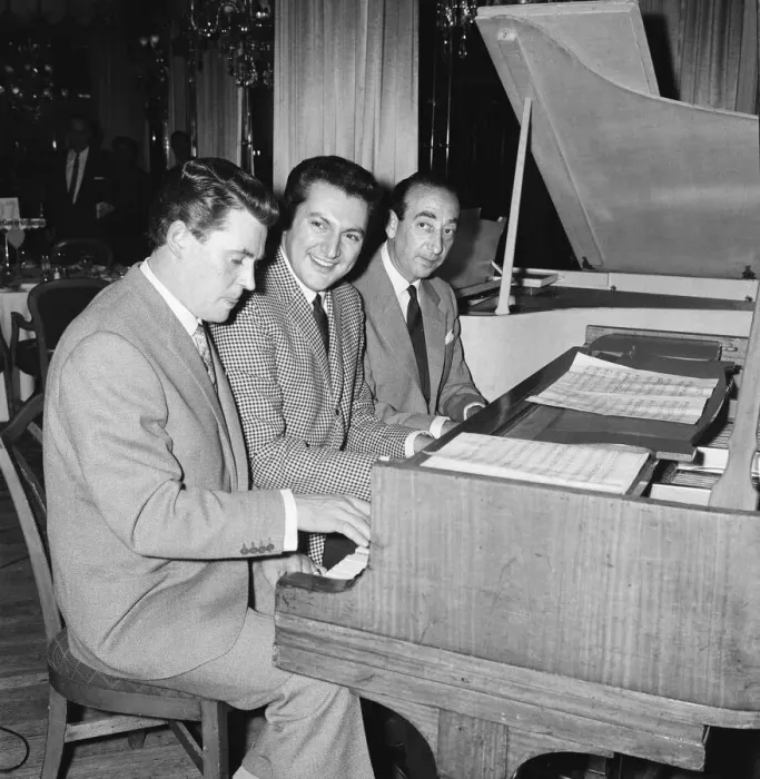 Framed Print : Recording Stars at Variety Clubs Golden Disc Luncheon Framed Print : Recording Stars at Variety Clubs Golden Disc Luncheon