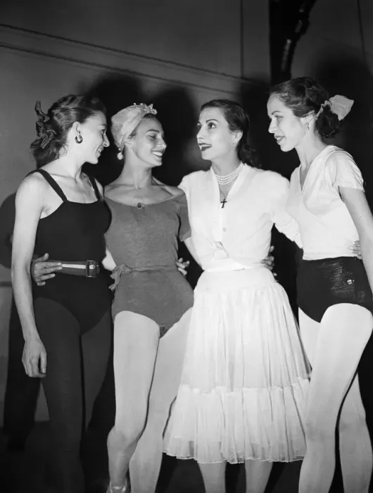 Framed Print : Rehearsal for ballet Giselle at the Mercury Theatre, London, Sunday 20th November 1949 Framed Print : Rehearsal for ballet Giselle at the Mercury Theatre, London, Sunday 20th November 1949