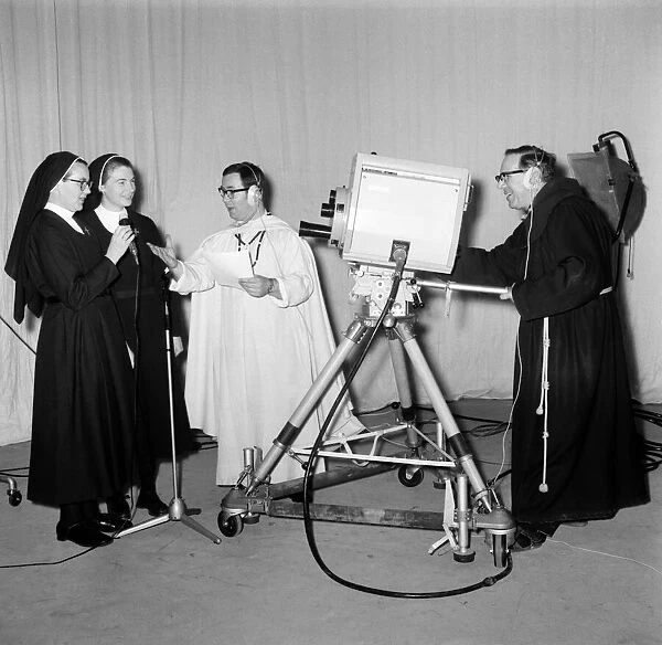 Religion Nuns Humour: The singing sisters from the 'Daughters of Jesus'Convent